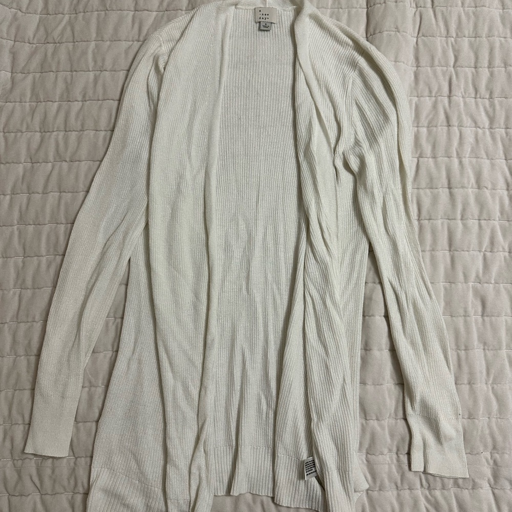a new day Cream Cardigan Sweater Lightweight Knit